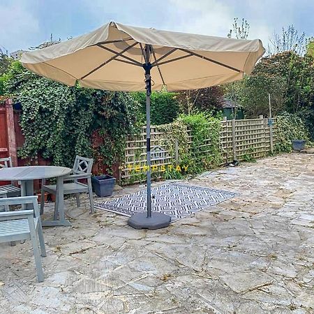 5 Bed/4 Bath At Wembley Stadium & Free Parking London Exterior photo