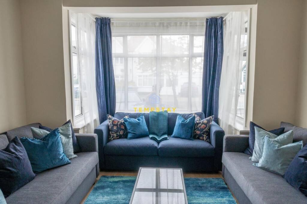 5 Bed/4 Bath At Wembley Stadium & Free Parking London Exterior photo